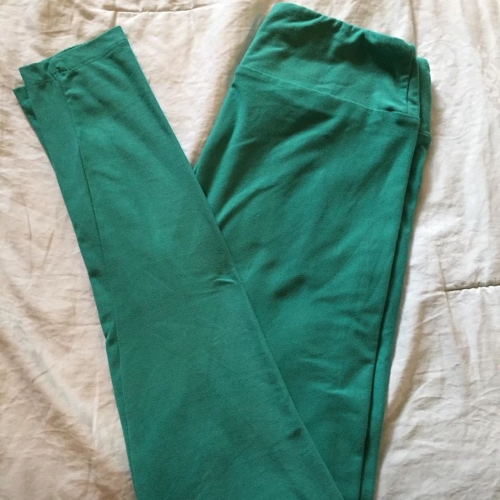 LulaRoe OS Solid Leggings